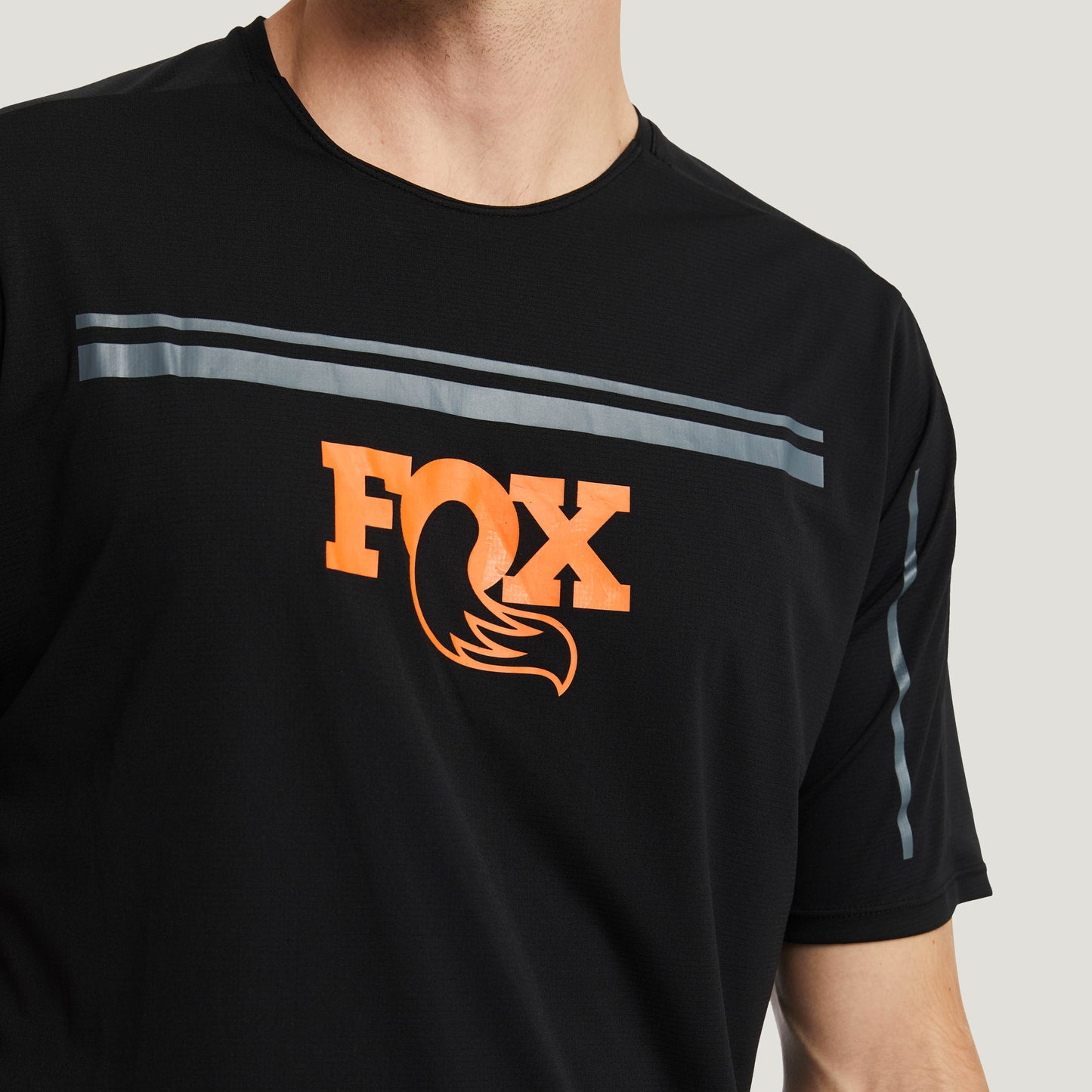 Jersey Hightail Fox Manga Corta