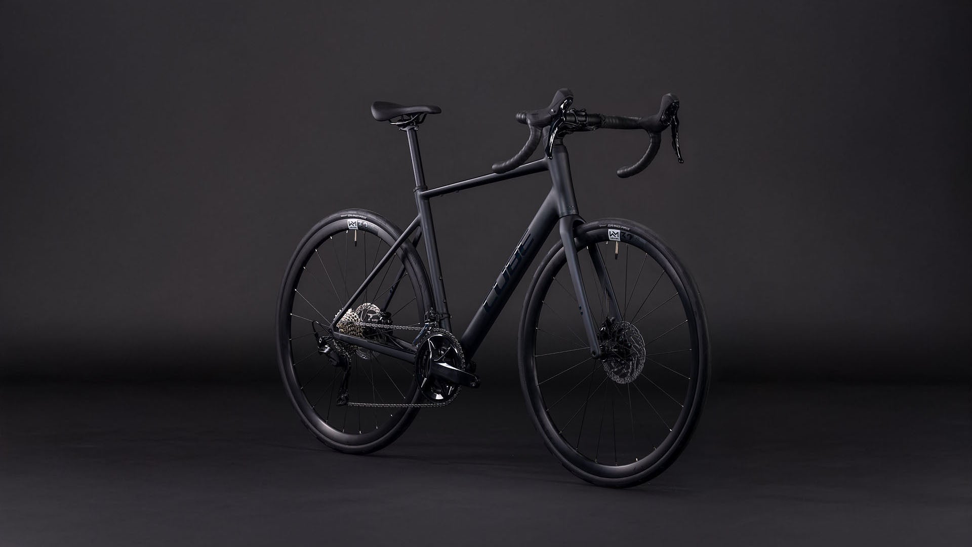 CUBE Attain SLX 2026 coal & prism - Detalle de horquilla de carbono CSL Race