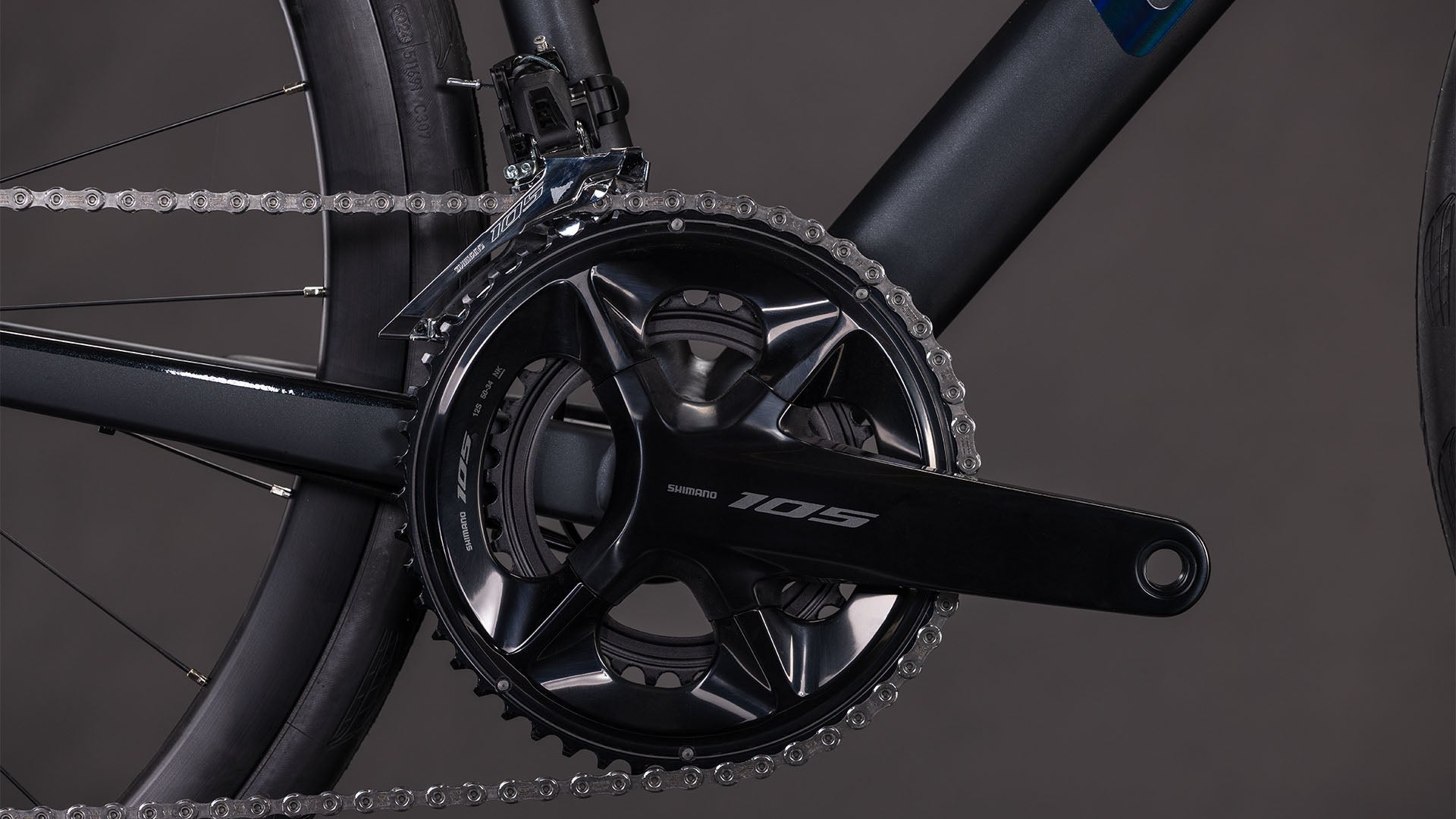 CUBE Attain SLX 2026 - Detalle de transmisión Shimano 105 12 velocidades