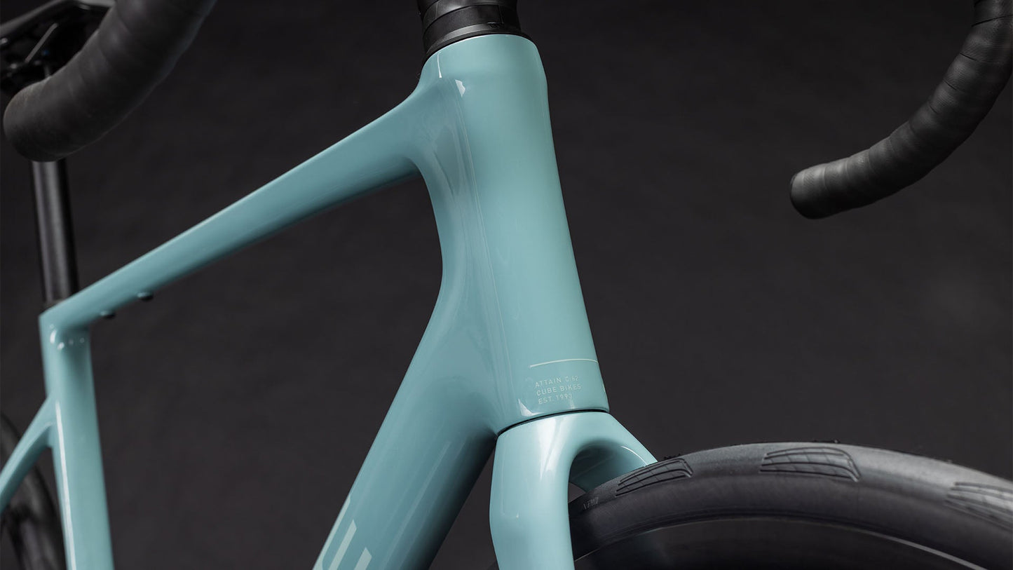 Cube Attain C:62 Race Skylightblue & Cyan 2026