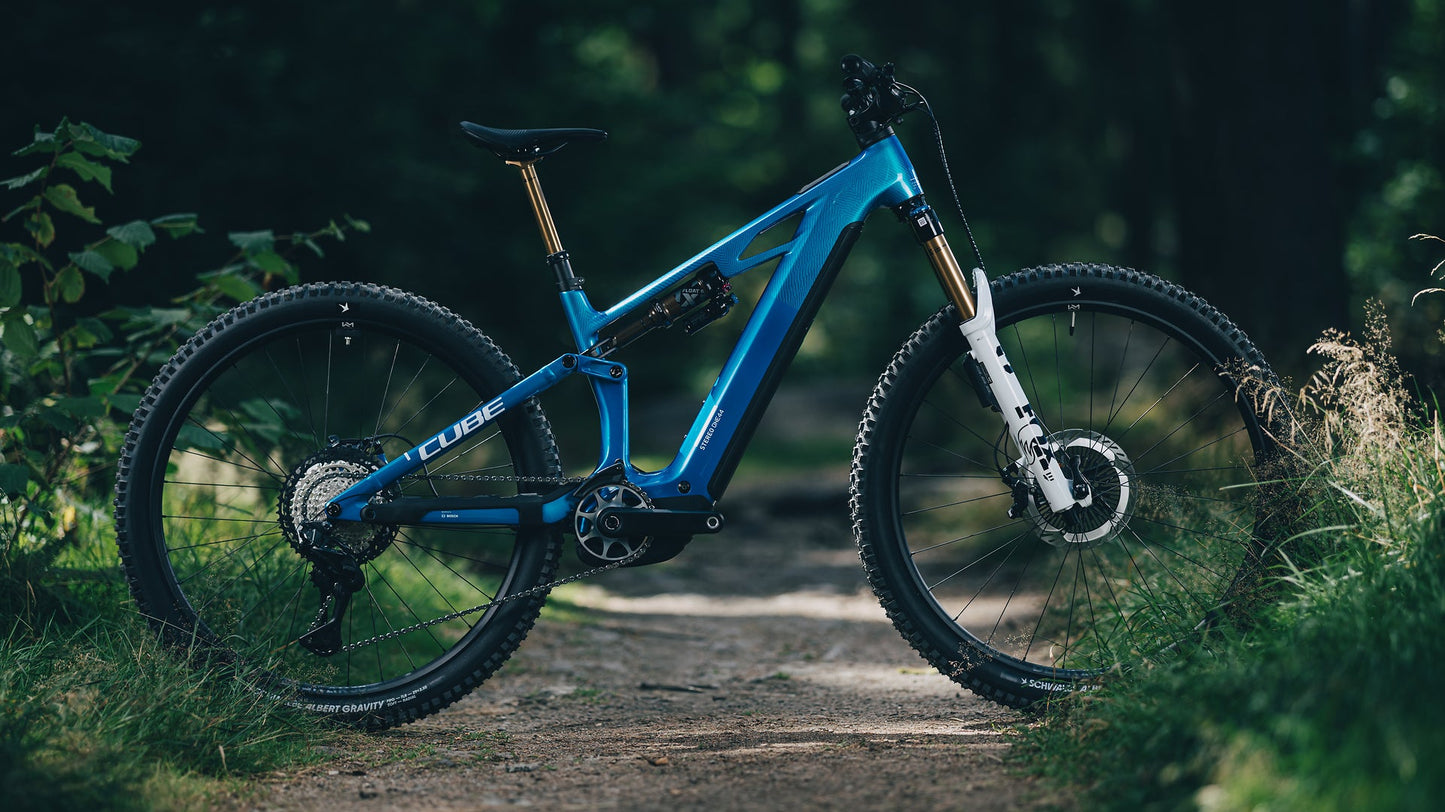 Cube Stereo Hybrid 144 HPC AT 800 Actionteam 2026