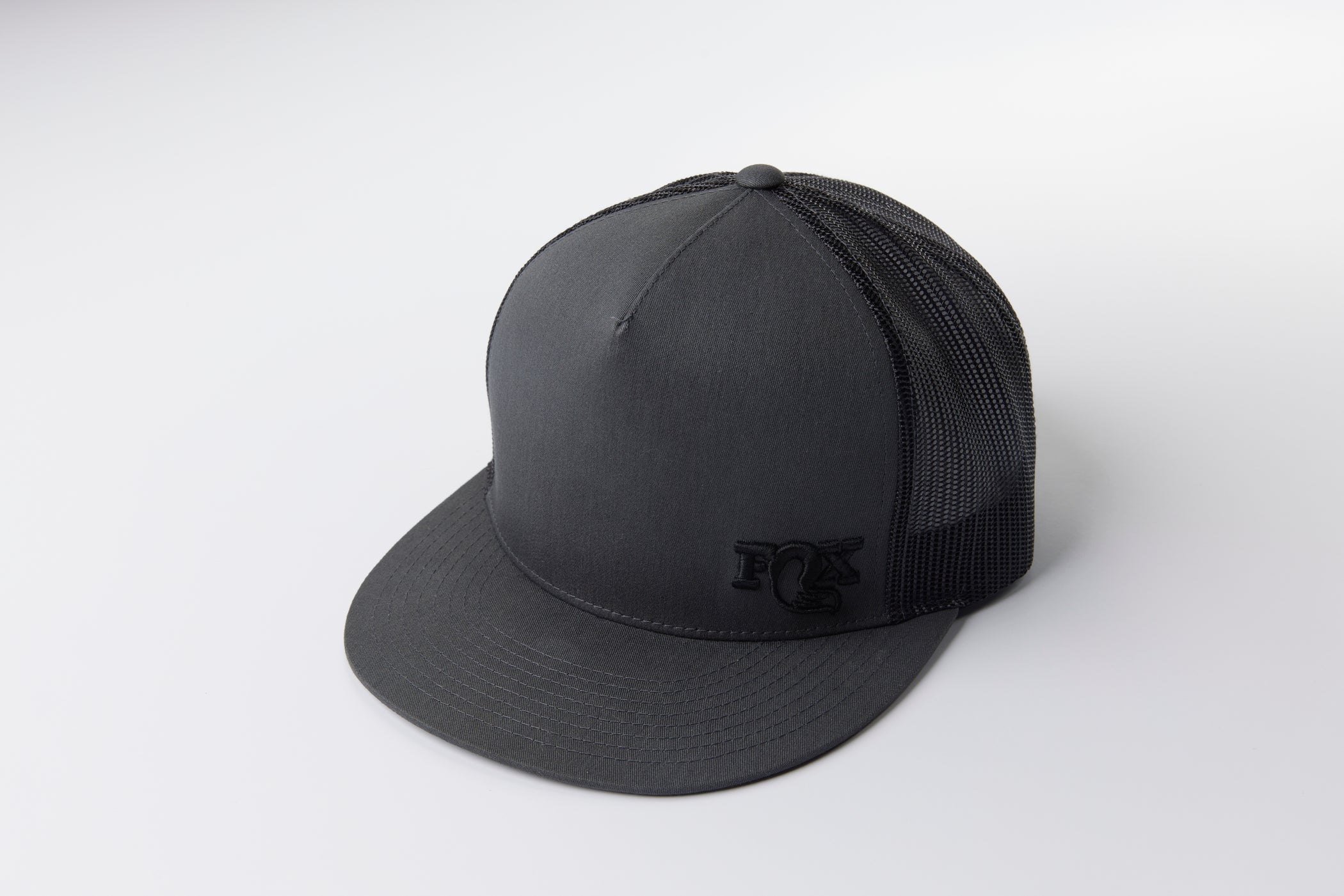 WIP TRUCKER HAT-CHARCOAL-OS – TraxionSuspension